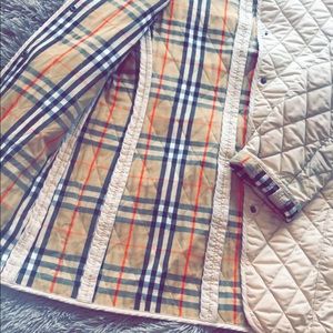 Women’s Burberry 3/4 Length Sleeve Jacket